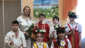 «От легенды о Петре и Февронии — к своим ромашкам: доброе занятие для детей»